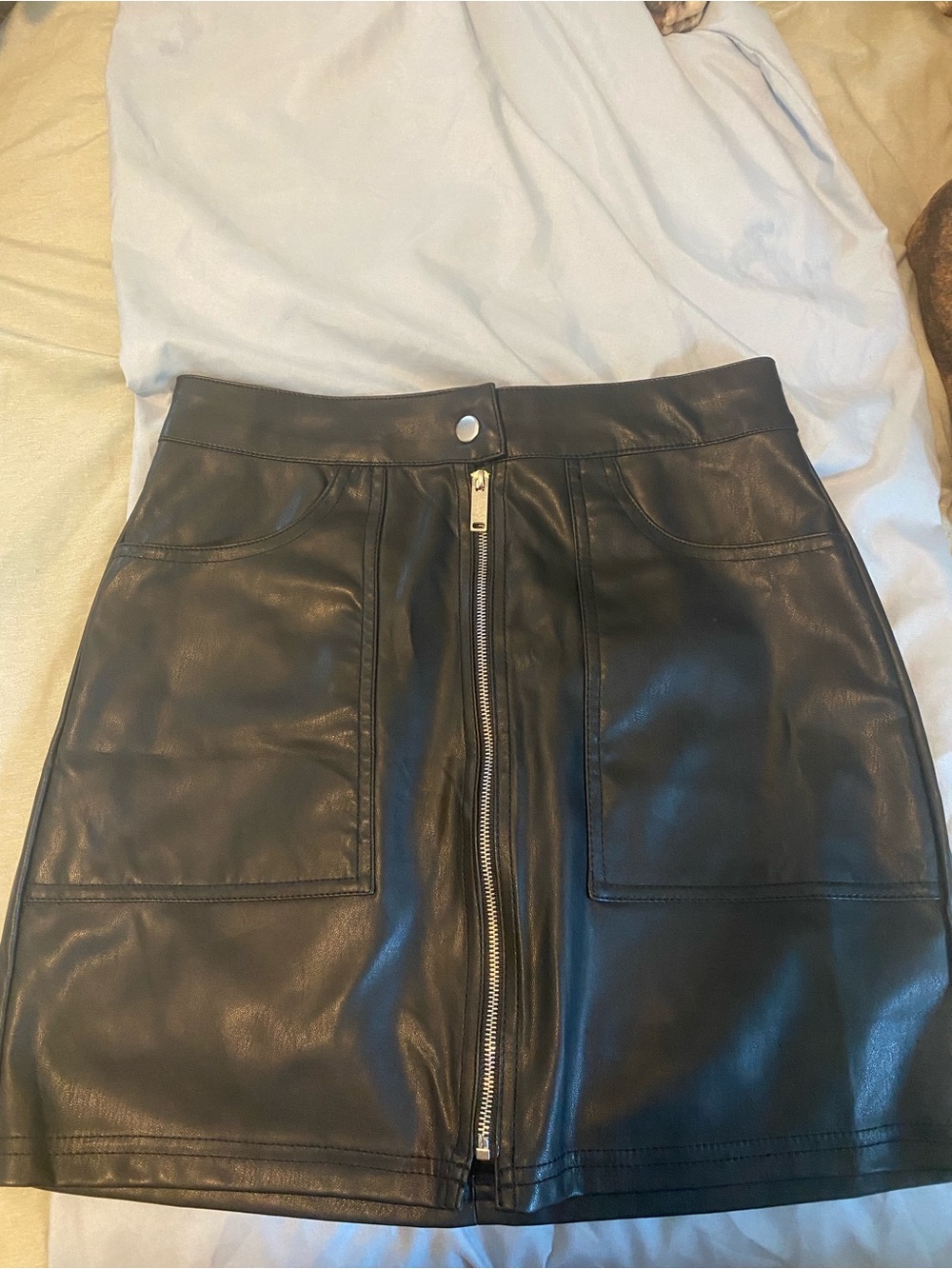 Love Tree Black Faux Leather Zip-Front Mini Skirt